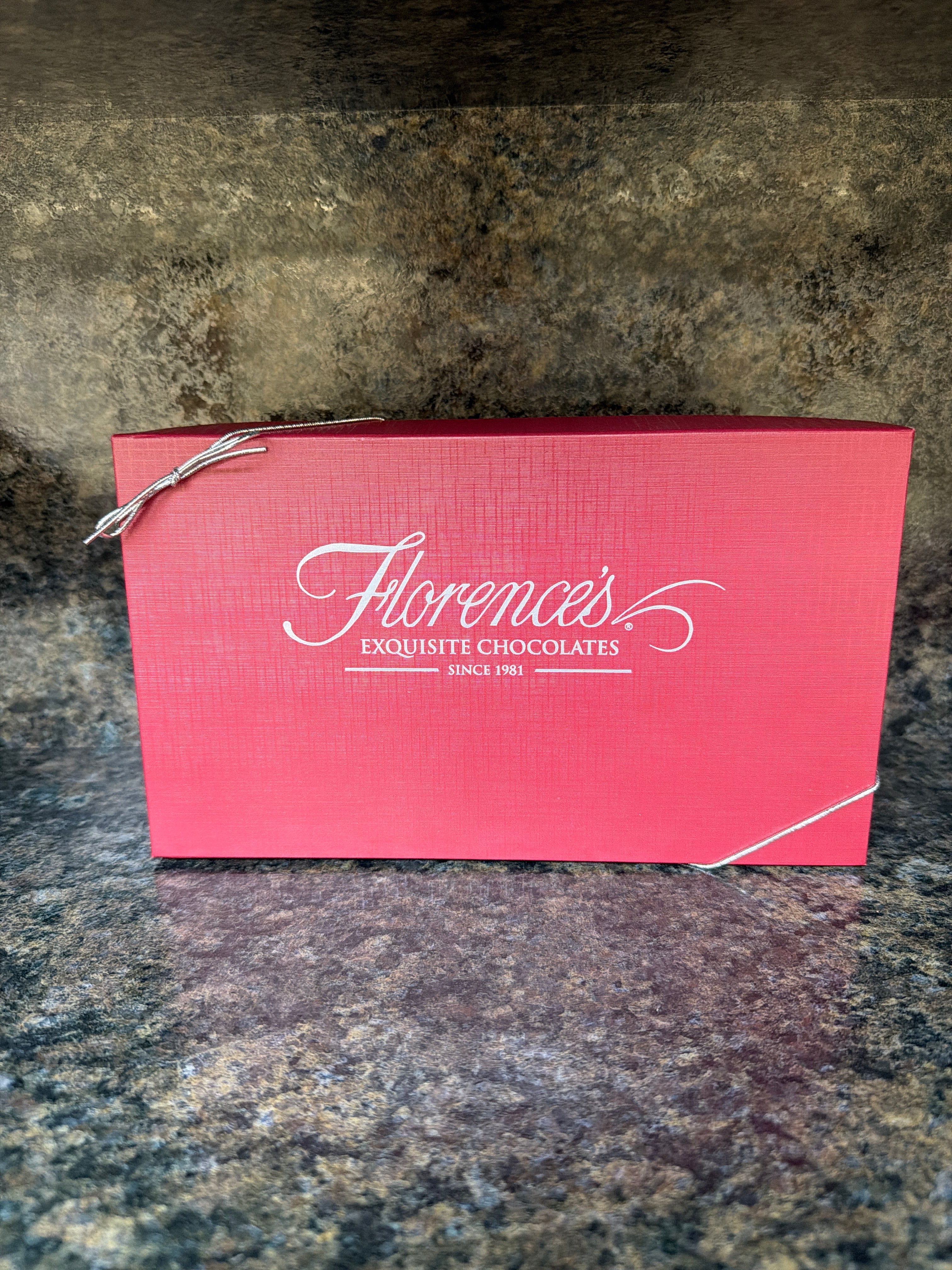 1lb Florence's Box with Pad